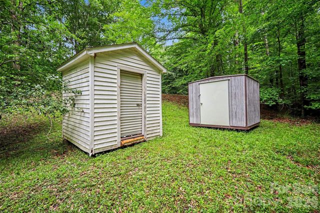 260 Cherrywood Lane, Sharon, SC 29742