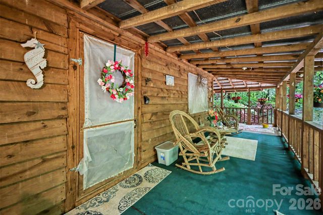 260 Cherrywood Lane, Sharon, SC 29742
