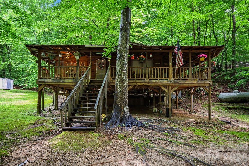 260 Cherrywood Lane, Sharon, SC 29742