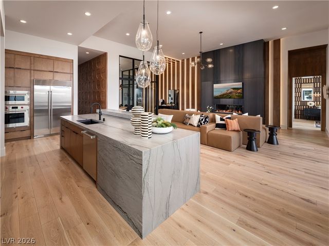 192 Rambling Vista Street, Las Vegas, NV 89138