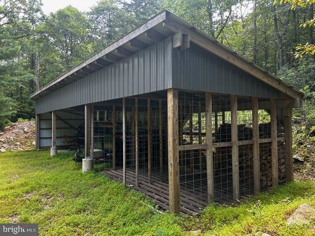 265 HIRSCHMANN RD, Biglerville, PA 17307