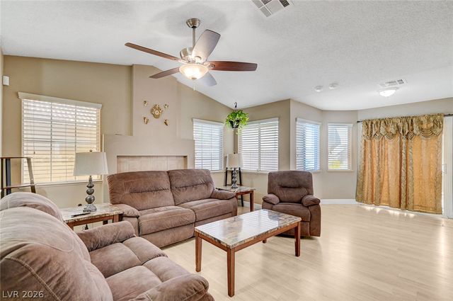 2368 Los Feliz Street, Las Vegas, NV 89156