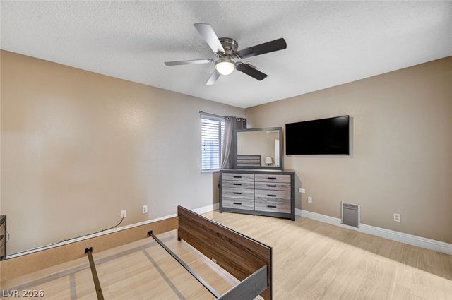 2368 Los Feliz Street, Las Vegas, NV 89156