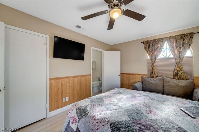 2368 Los Feliz Street, Las Vegas, NV 89156
