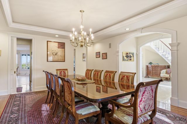 19 Cobblestone Court, Centerport, NY 11721