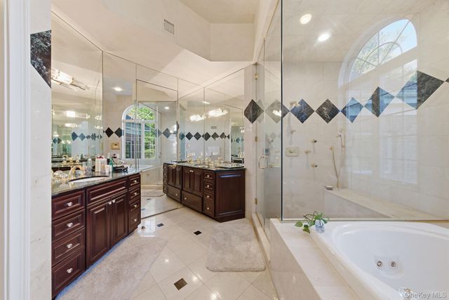 19 Cobblestone Court, Centerport, NY 11721