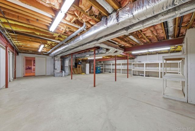 19 Cobblestone Court, Centerport, NY 11721