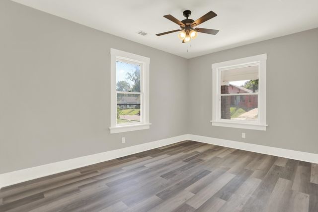 1650 GLENVIEW AVE, Memphis, TN 38106