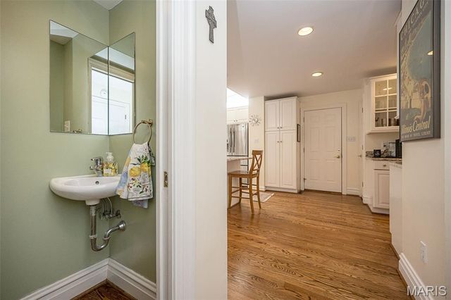 236 Orrick Lane, St Louis, MO 63122