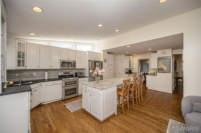 236 Orrick Lane, St Louis, MO 63122