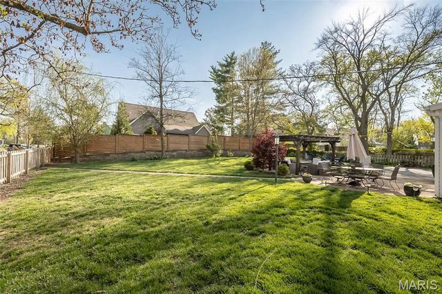 236 Orrick Lane, St Louis, MO 63122