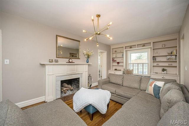 236 Orrick Lane, St Louis, MO 63122