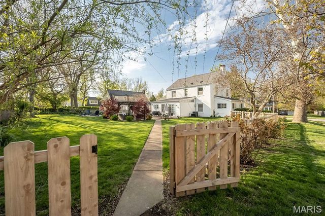 236 Orrick Lane, St Louis, MO 63122