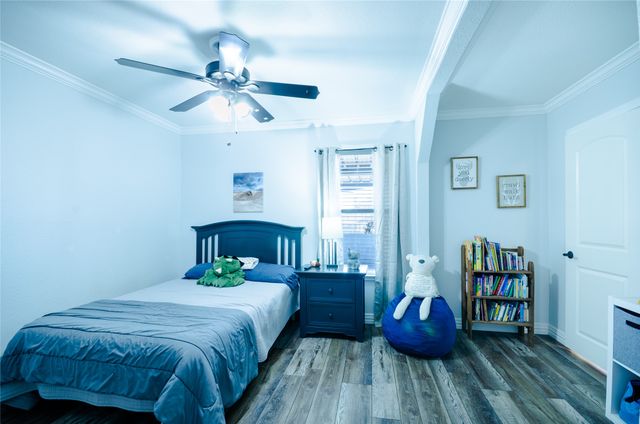 1111 Hill Meadow Drive, Midlothian, TX 76065