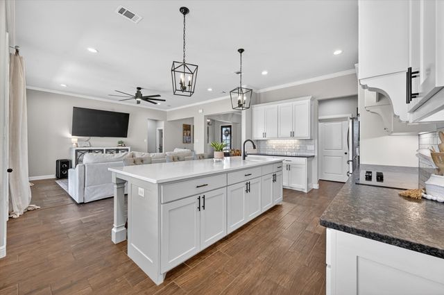849 County Road 4699, Boyd, TX 76023
