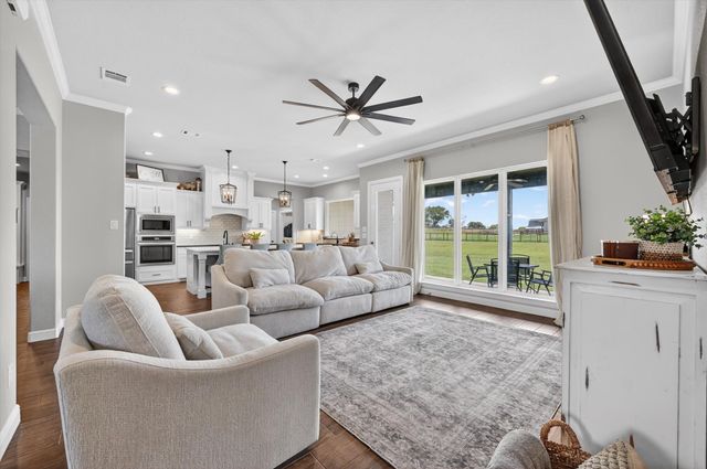 849 County Road 4699, Boyd, TX 76023