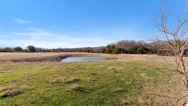 2611 Lonesome Dove, Farmersville, TX 75442