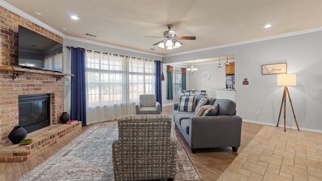 2611 Lonesome Dove, Farmersville, TX 75442