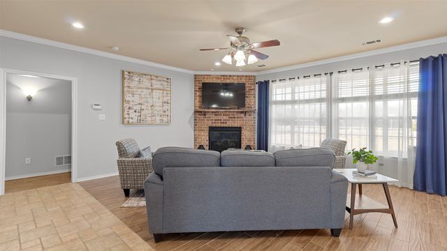 2611 Lonesome Dove, Farmersville, TX 75442