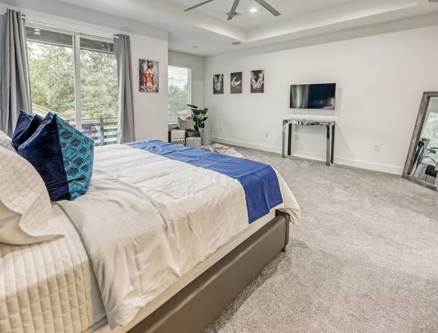 5215 Farmer Street, Houston, TX 77020