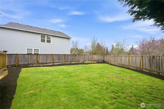 24327 SE 3rd Place, Sammamish, WA 98074