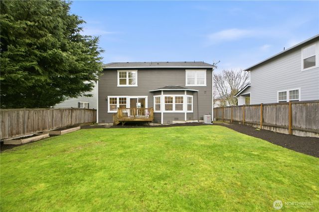 24327 SE 3rd Place, Sammamish, WA 98074