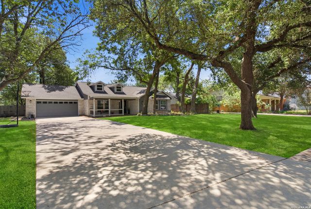 109 CIBOLO CROSSING DR, Boerne, TX 78006