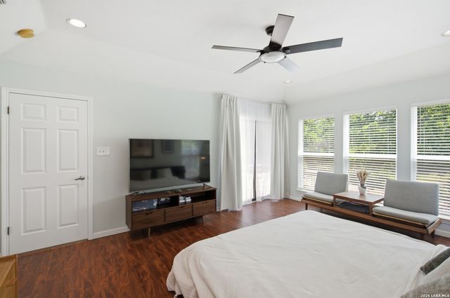 109 CIBOLO CROSSING DR, Boerne, TX 78006