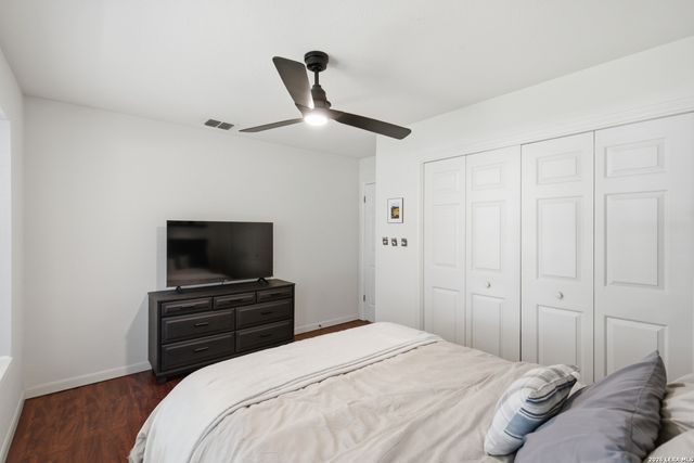 109 CIBOLO CROSSING DR, Boerne, TX 78006