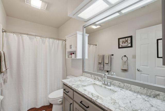 109 CIBOLO CROSSING DR, Boerne, TX 78006