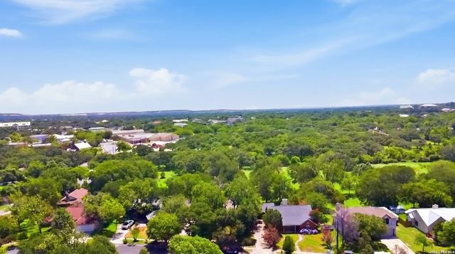 109 CIBOLO CROSSING DR, Boerne, TX 78006