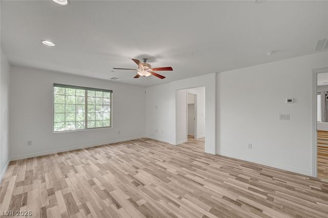 6124 Scarlet Leaf Street, Las Vegas, NV 89148