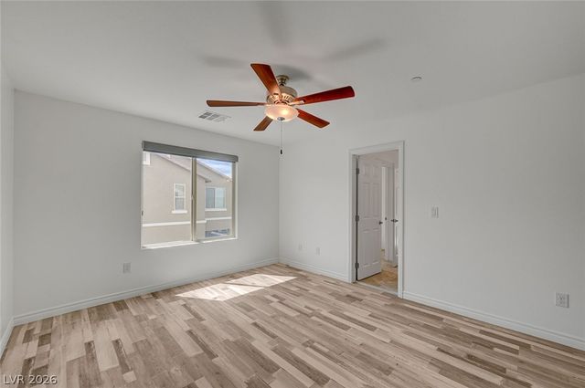 6124 Scarlet Leaf Street, Las Vegas, NV 89148