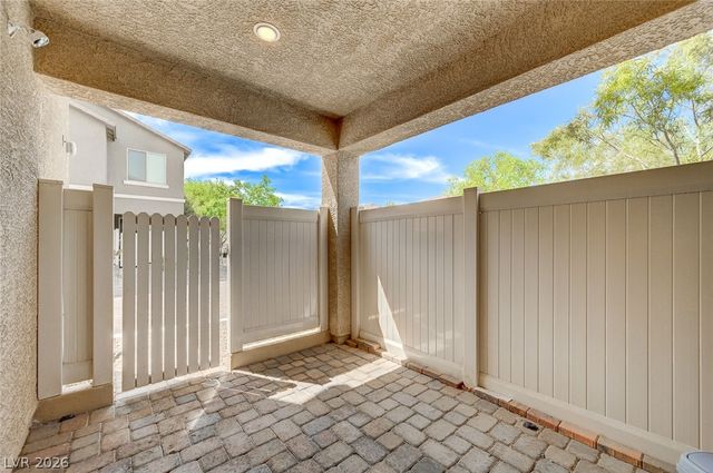 6124 Scarlet Leaf Street, Las Vegas, NV 89148