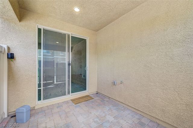 6124 Scarlet Leaf Street, Las Vegas, NV 89148