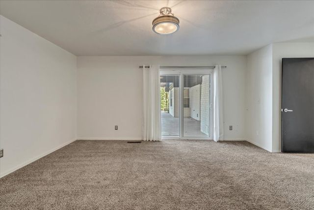 1913 Walking Sky Road, Edmond, OK 73013