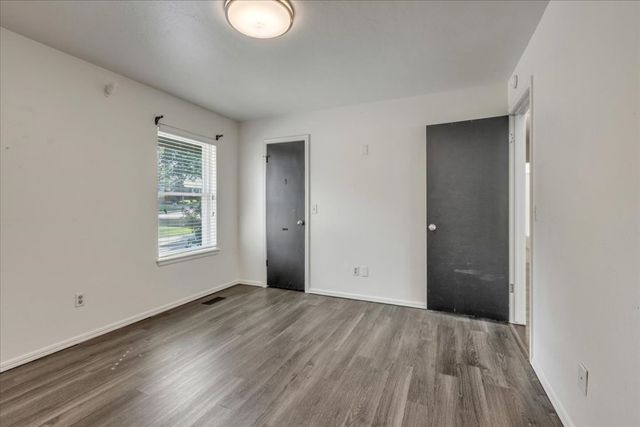 1913 Walking Sky Road, Edmond, OK 73013