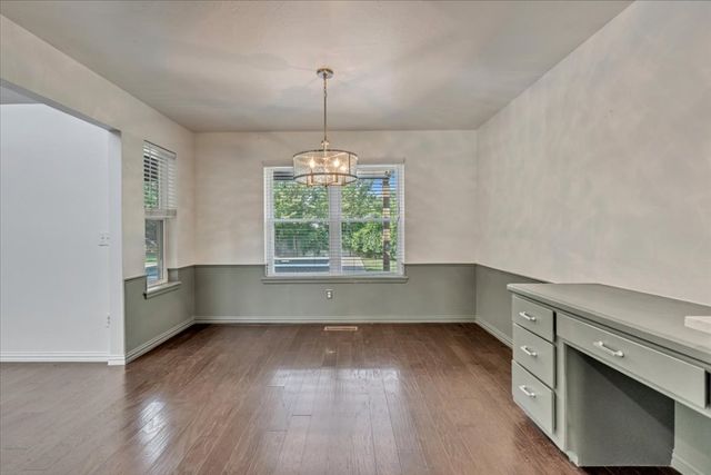 1913 Walking Sky Road, Edmond, OK 73013