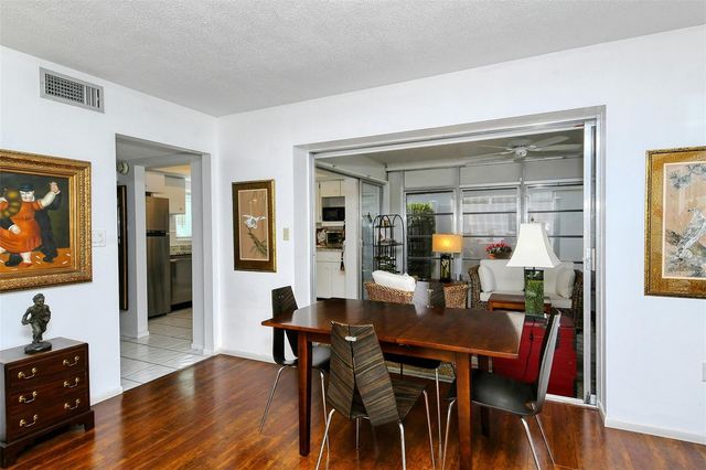 1809 VERA PLACE 8, Sarasota, FL 34235