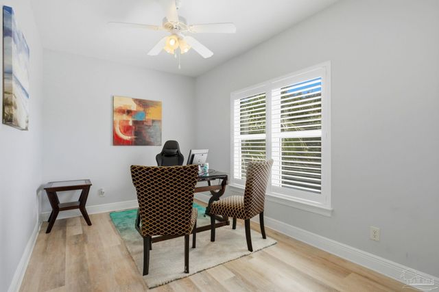 13840 River Rd 204, Pensacola, FL 32507