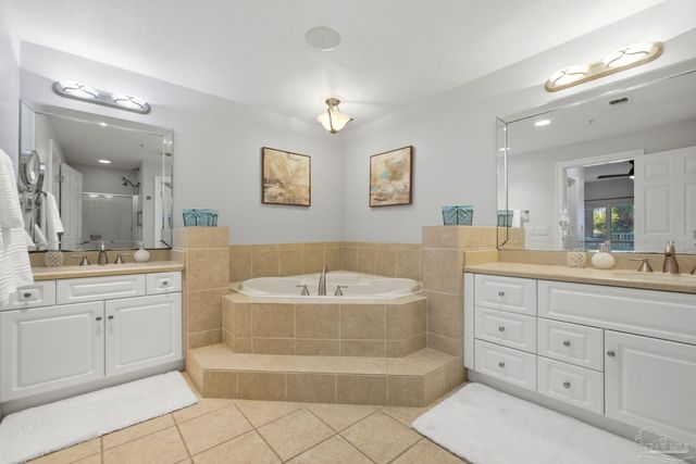 13840 River Rd 204, Pensacola, FL 32507