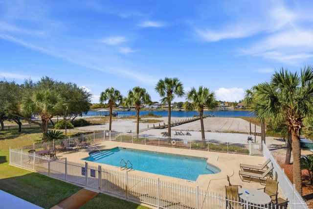 13840 River Rd 204, Pensacola, FL 32507
