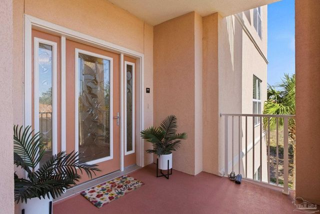 13840 River Rd 204, Pensacola, FL 32507