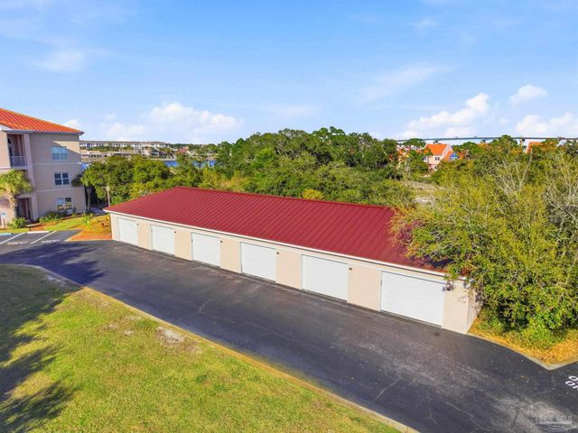 13840 River Rd 204, Pensacola, FL 32507