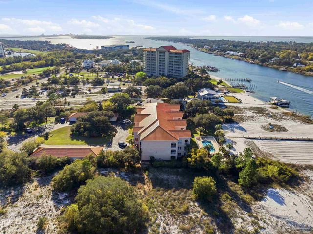13840 River Rd 204, Pensacola, FL 32507