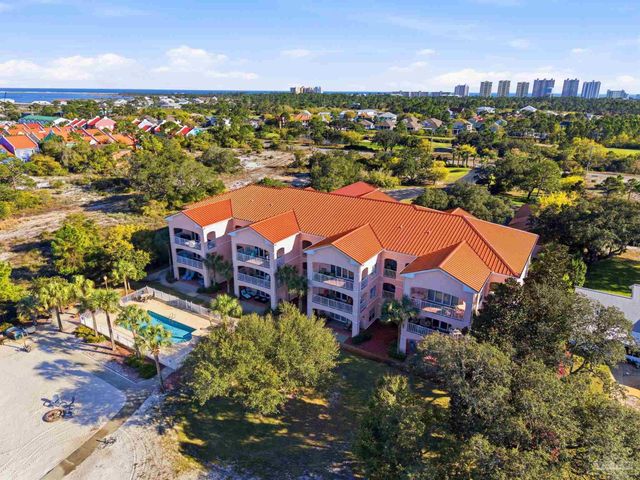 13840 River Rd 204, Pensacola, FL 32507