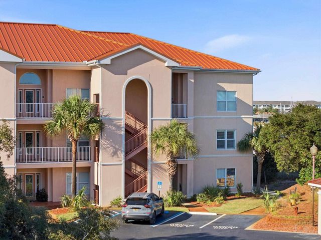 13840 River Rd 204, Pensacola, FL 32507