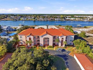 13840 River Rd 204, Pensacola, FL 32507