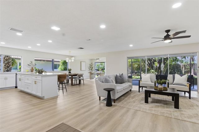 13891 88TH TERRACE, Seminole, FL 33776