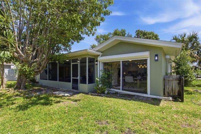 13891 88TH TERRACE, Seminole, FL 33776